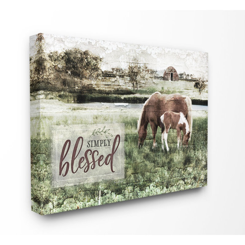«Simply Blessed Distress Farm Yard Horses», photographie, Toile tendue, H 30 po x l 40 po x P 1,5 po