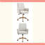 La chaise de bureau à dossier moyen, en tissu rayé et ergonomique, est un excellent choix pour travailler, étudier ou se détendre. La conception à dossier moyen offre une meilleure expérience d'assise
