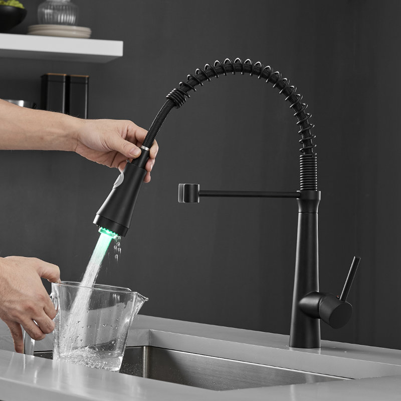 Robinet de cuisine rétractable à poignée simple