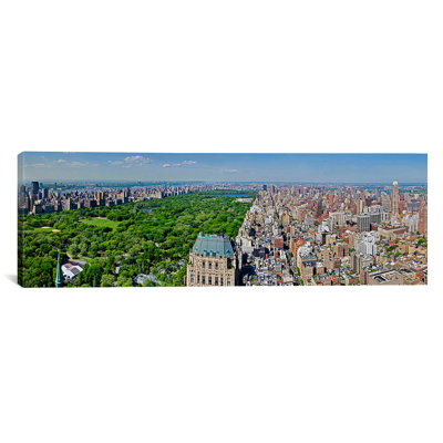 "Vue panoramique d'une ville à Central Park, Manhattan, New York, 2011", reproduction de photo sur toile