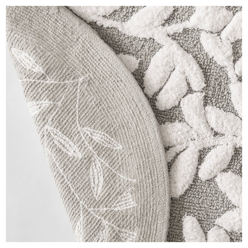 Tapis de bain rond en coton gris tufté à motifs floraux, 63,5 cm (25 po), certifié OEKO-TEX®, antidérapant.