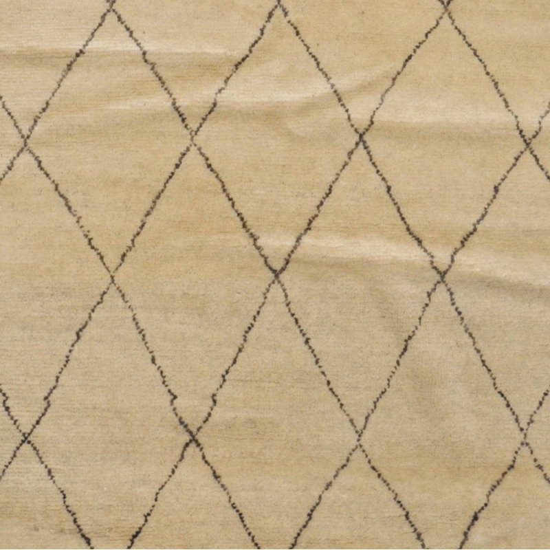 Tapis marocain ivoire en laine noué à la main de conception unique 5 pi 1 po x 7 pi 10 po Lues