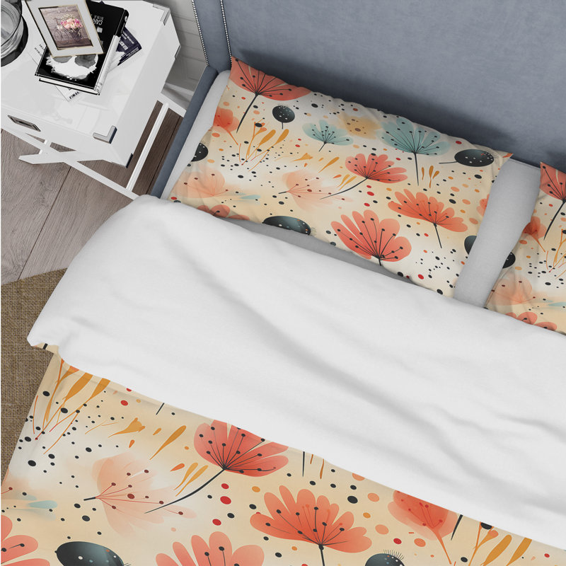 Sunset Ladybug Flowers - Botanical Duvet Cover Set, King Duvet Cover + 2 King Shams