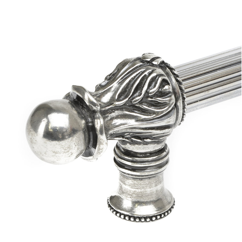 Acanthus 22 inches c.c. with 5/8 reeded center long pull Romanesque style in Chalice, Silver, 6"