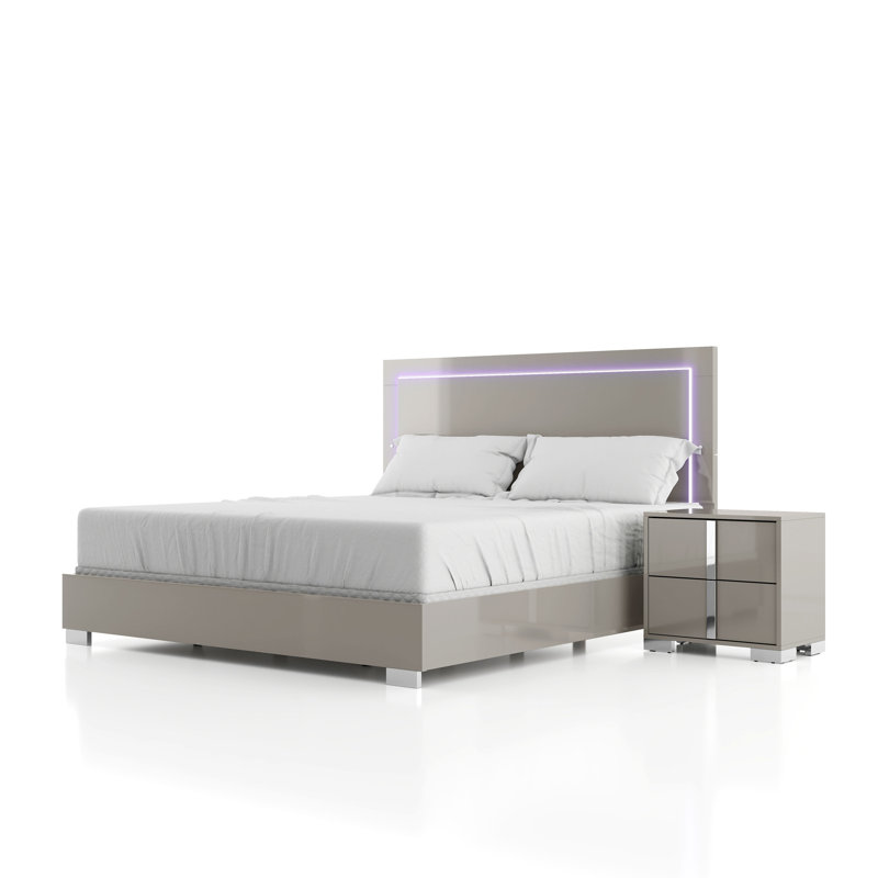 Ensemble de chambre Duckworth, Très grand, Gris taupe, Trois pièces : lit, 2 tables de chevet