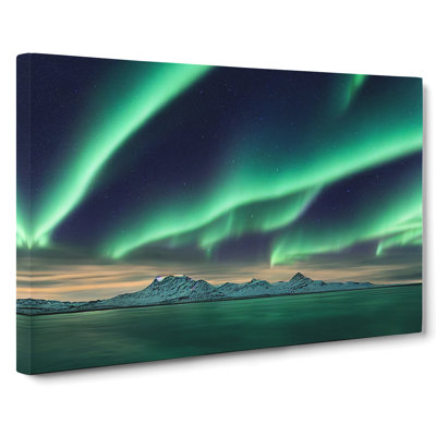 Distinguished Aurora Borealis - Wrapped Canvas