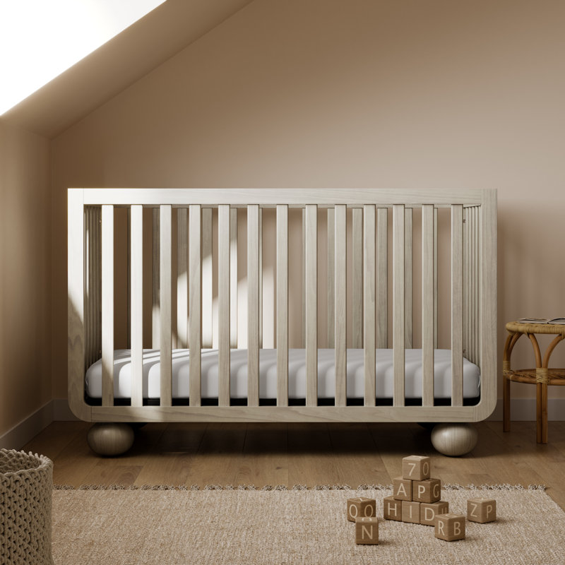 Lit de bébé convertible Amalfi 5 en 1 avec barrière de sécurité pour tout-petit incluse