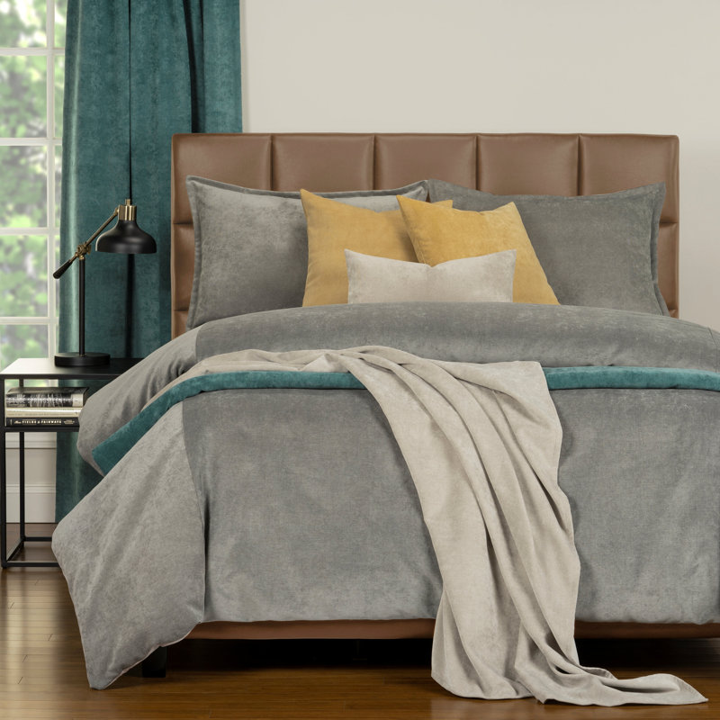 Polyester Channel Duvet Cover & Insert, Full/Double Duvet Cover + 6 Additional Pieces, Smoke