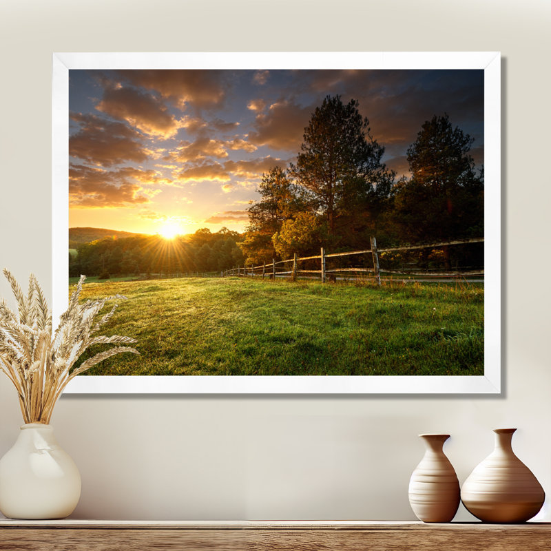 «Fence Ranch at Sunrise», reproduction de photo, H 24 po x l 32 po, Impression encadrée, Blanc