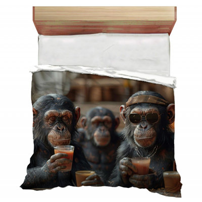 Chimpanzees Break Polyester / Microfiber Comforter