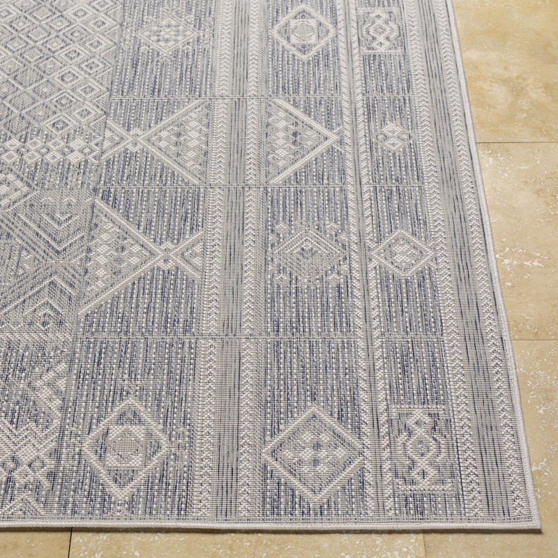 Tapis oriental tissé à la machine intérieur / extérieur Bronwyn, Rectangle 5 pi 3 po x 7 pi