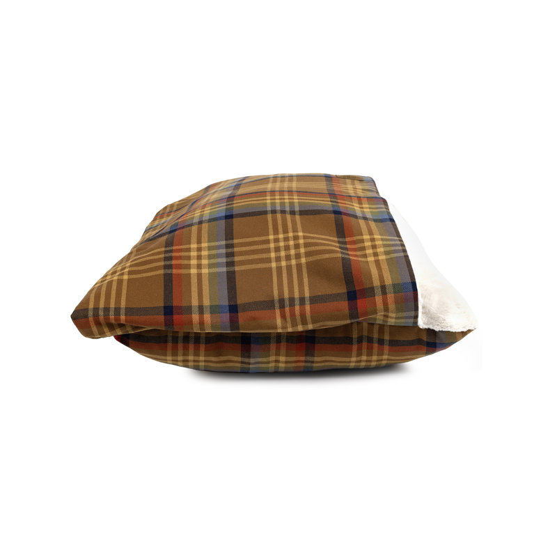 Pendleton Plaid Burrow Bed, Medium (38"w x 23"d x 9"h)