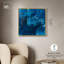 Toile à reflets indigo, art abstrait bleu par Art Remedy-107758052-107758056