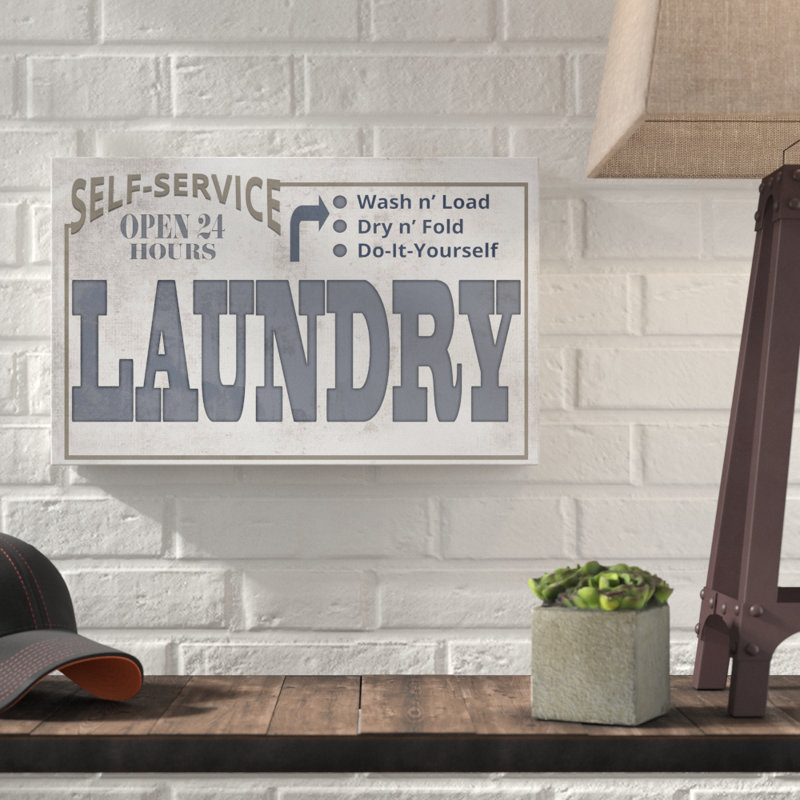 "Mudroom Self Serve Laundry" par Lightboxjour - reproduction d'art textuel sur toile, H 22 po x l 32 po x P 2 po
