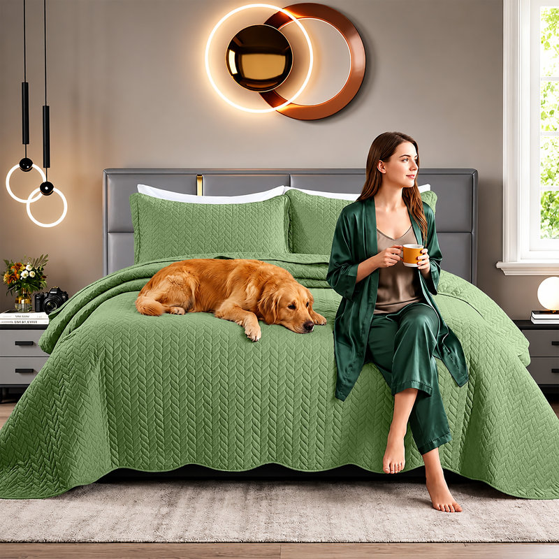 Embossed Microfiber Quilt Coverlet Set, King ( 106 Inc x 96 Inc ), Olive