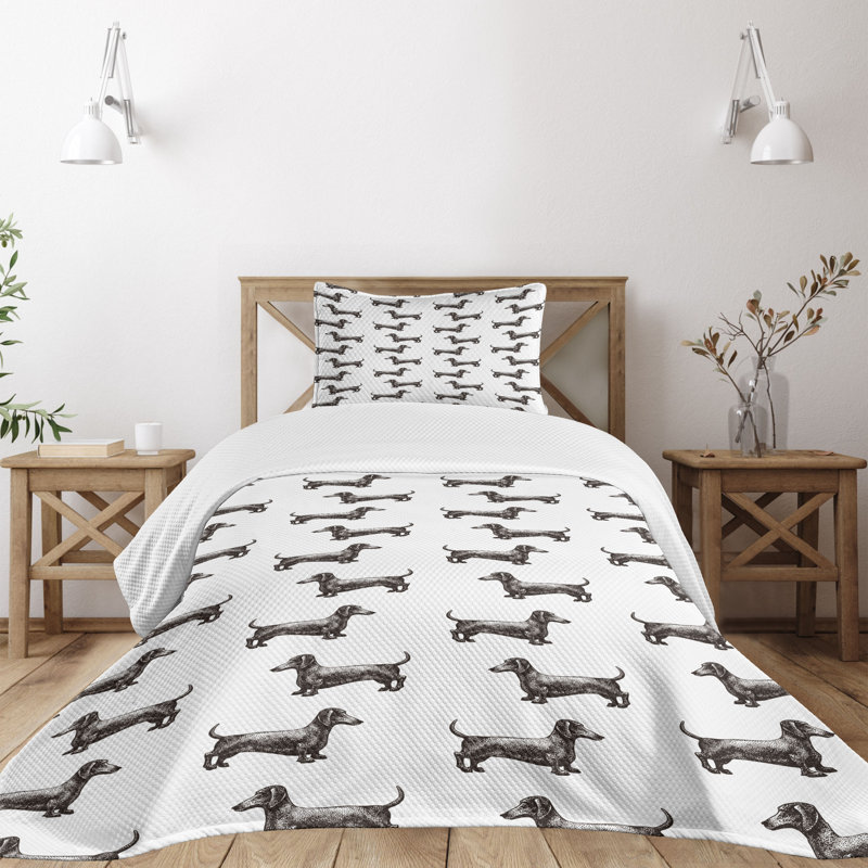 White Quilted Twin Bedspread Set with Dachshund Pattern