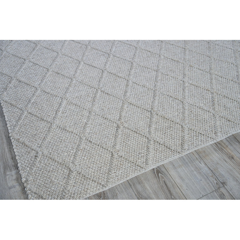 Brentwood Hand Woven Wool Geometric Area Rug, Silver, Rectangle 6' x 9'