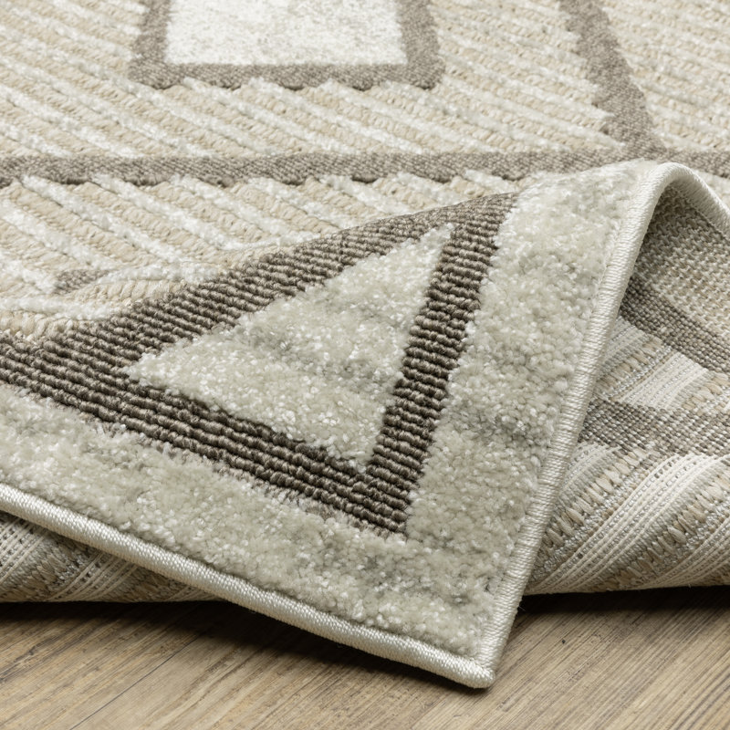 Tomiris Geometric Indoor Rug, Rectangle 6'7" x 9'6"
