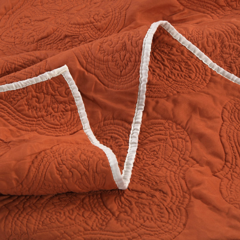 Whisper White Full Microfiber Medallion Quilt Set
