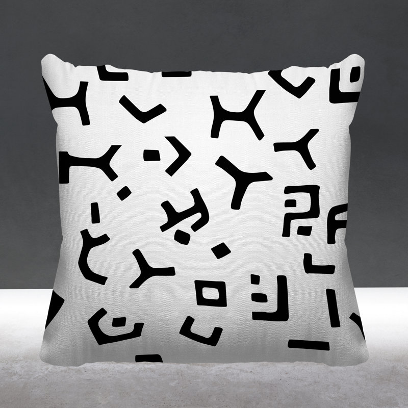 Coussin décoratif intérieur / extérieur Addae Tribal, L 15 po x H 15 po, Noir