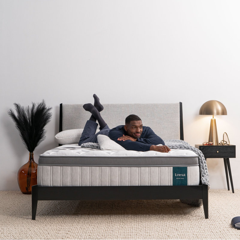 Matelas hybride Leesa Legend Chill, Lit simple