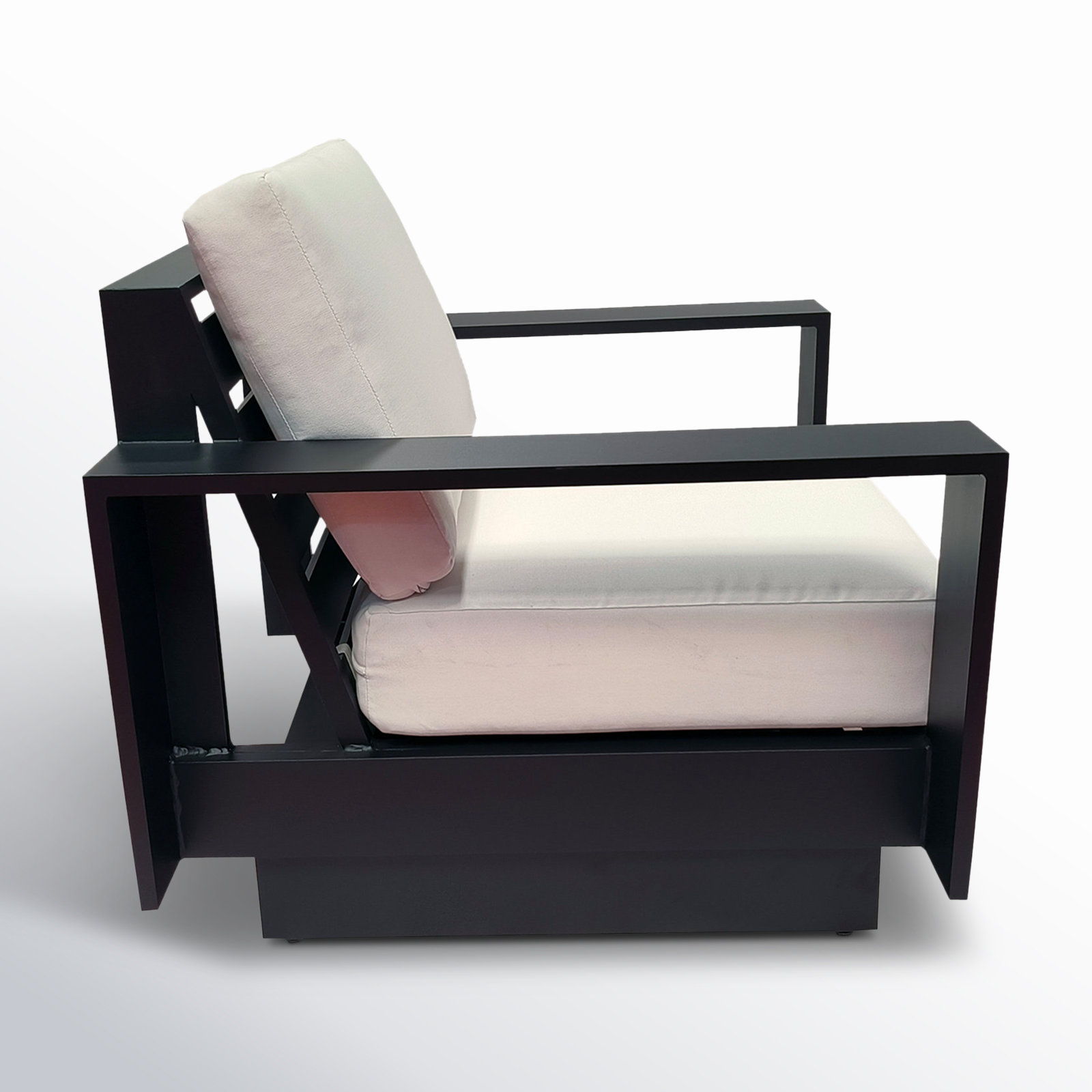 Sterling Patio Lounge Chair