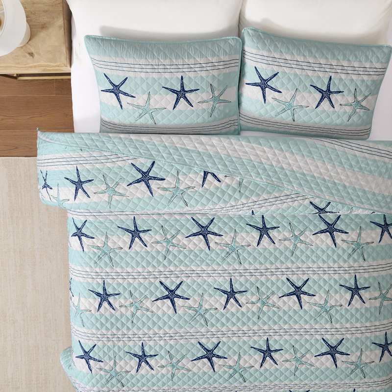 Avanti Starfish Stripe Full/Queen Quilt Set, Queen Quilt + 2 Pillowcases