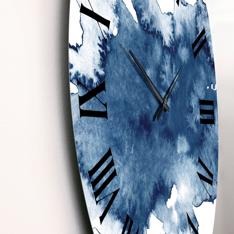 Horloge murale, Surdimensionné