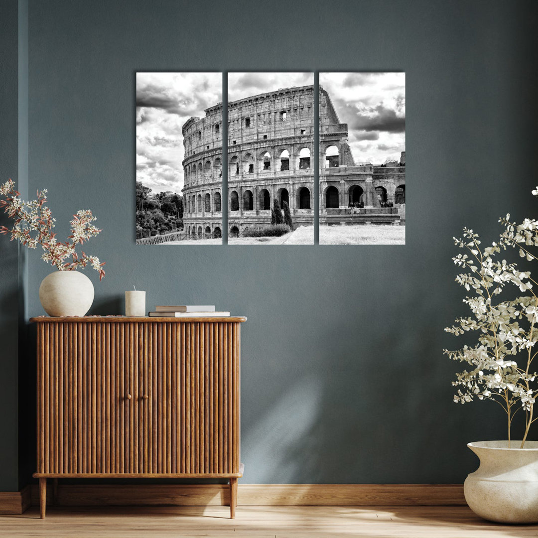 Colosseum In Black & White von Philippe Hugonnard - Leinwanddruck ohne Rahmen, Galerie-gewickelt, Giclée auf Leinwand