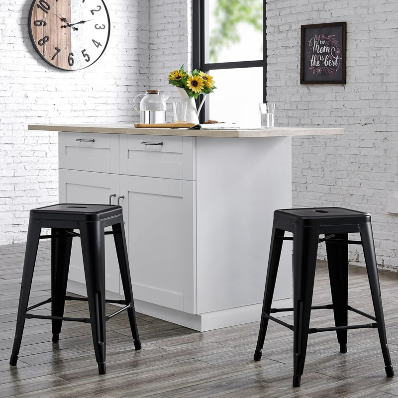 Tabourets de bar modernes en métal sans dossier de 2 sièges de 30 po, noir mat, rustique et solide, idéaux pour les bars à la maison, de style américain et les cuisines tendance