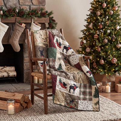 Your Lifestyle by Donna Sharp Dashing Holiday Quilted Throw