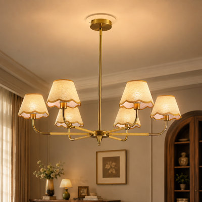 Lustre classique / traditionnel à 6 lumières pour salon ou îlot de cuisine Jassel