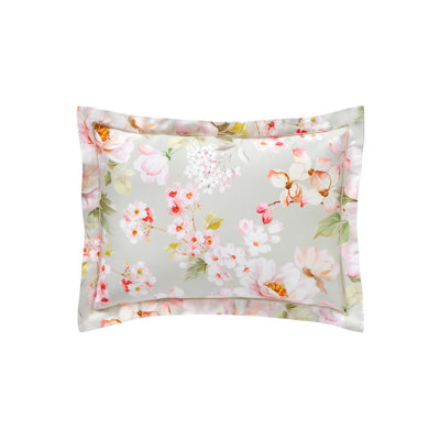 Voyageuse Standard Sham