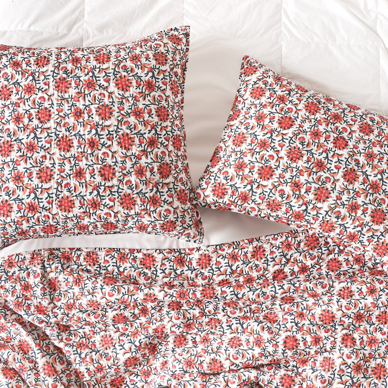 Shayla Red/White/Black Reversible Quilt, King