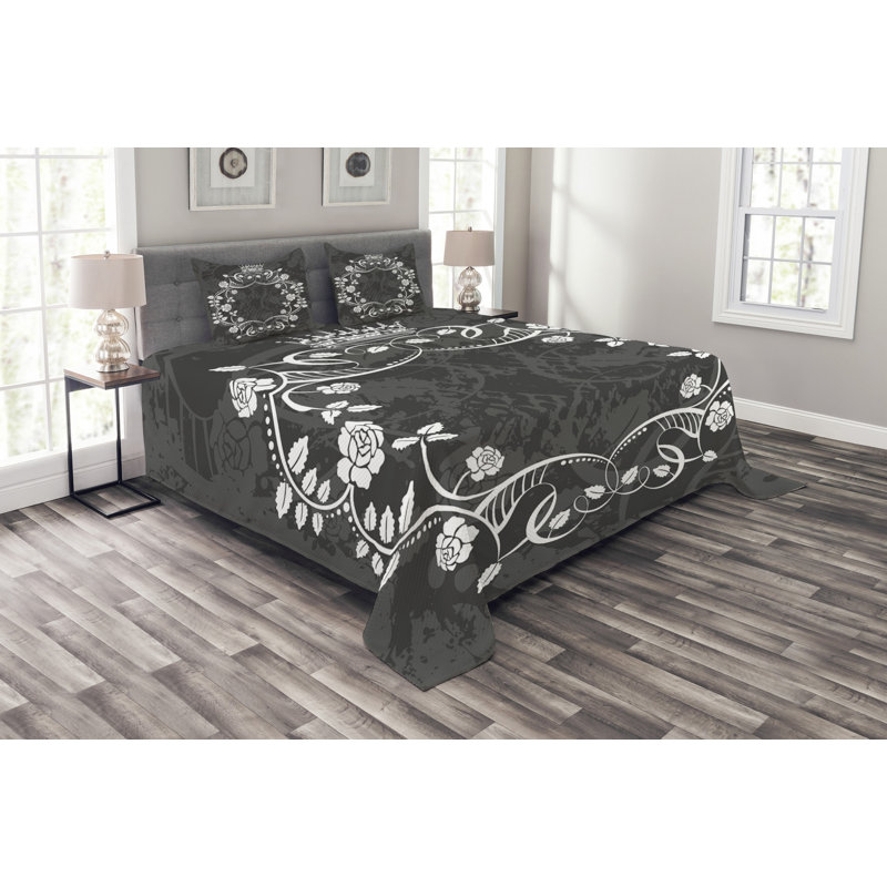 Addiena White/Grey Microfibre Bedspread Set, 220 x 220 cm Bedspread - 2 Shams