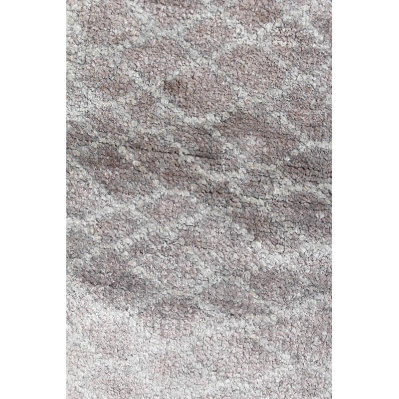 Tapis unique gris / ivoire 4 pi 11 po x 7 pi 9 po Nets