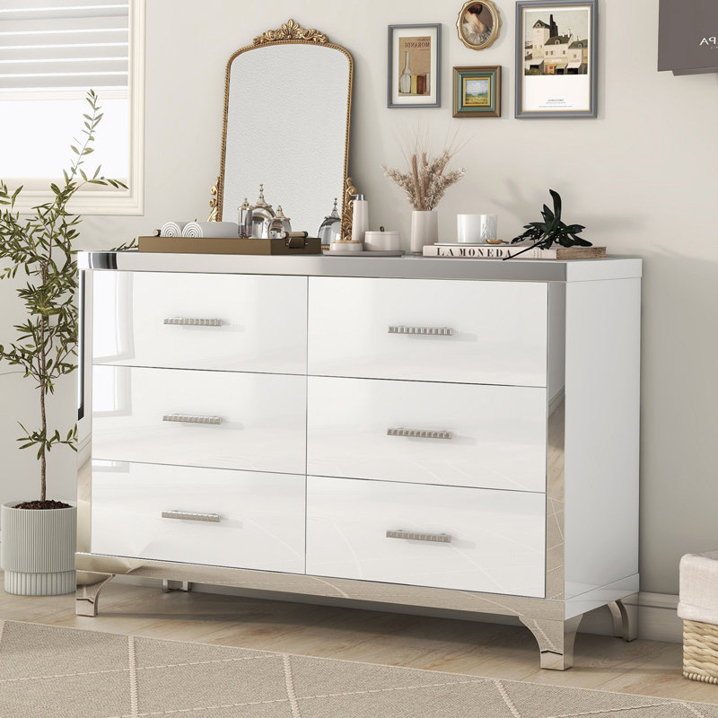 Commode élégante à 6 tiroirs et poignée en métal, Blanc / argent