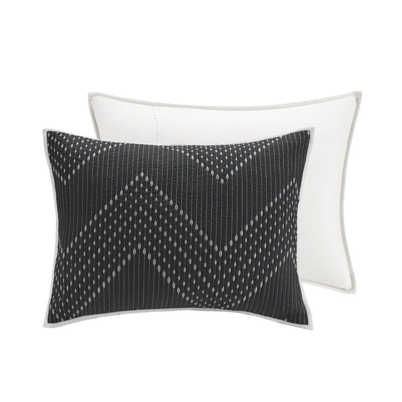 Black Cotton Reversible Chevron Full Quilt Set