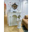 Armoire décorative française