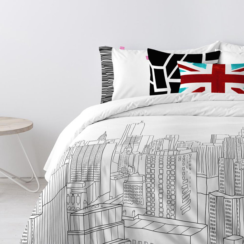 My City White; Black, European King- (240cm x 220cm)