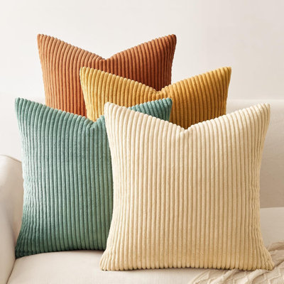 Housses de coussin décoratives, ensemble de 4, en velours doux, motifs modernes double face, à agencer pour une décoration automnale bohème ou champêtre.