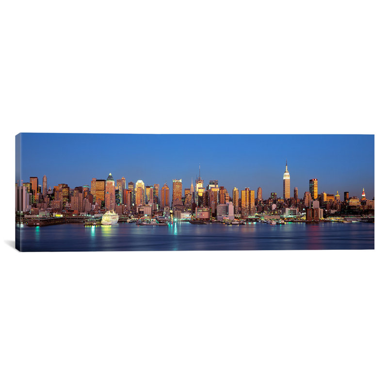 « new york city, new york state », reproduction de photo sur toile, H 12 po x l 36 po x P 1,5 po, Toile tendue
