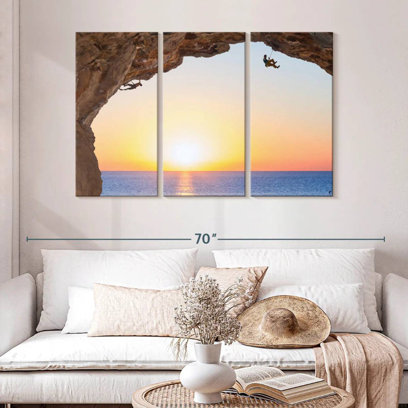 Senne Ambition, 32" H x 50" W