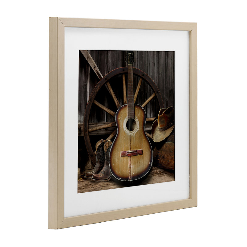 «Rustic Western Guitare» avec chapeau encadré, imprimé par CAD Designs, Récolte de pin sous cadre en verre, H 13 po x l 13 po
