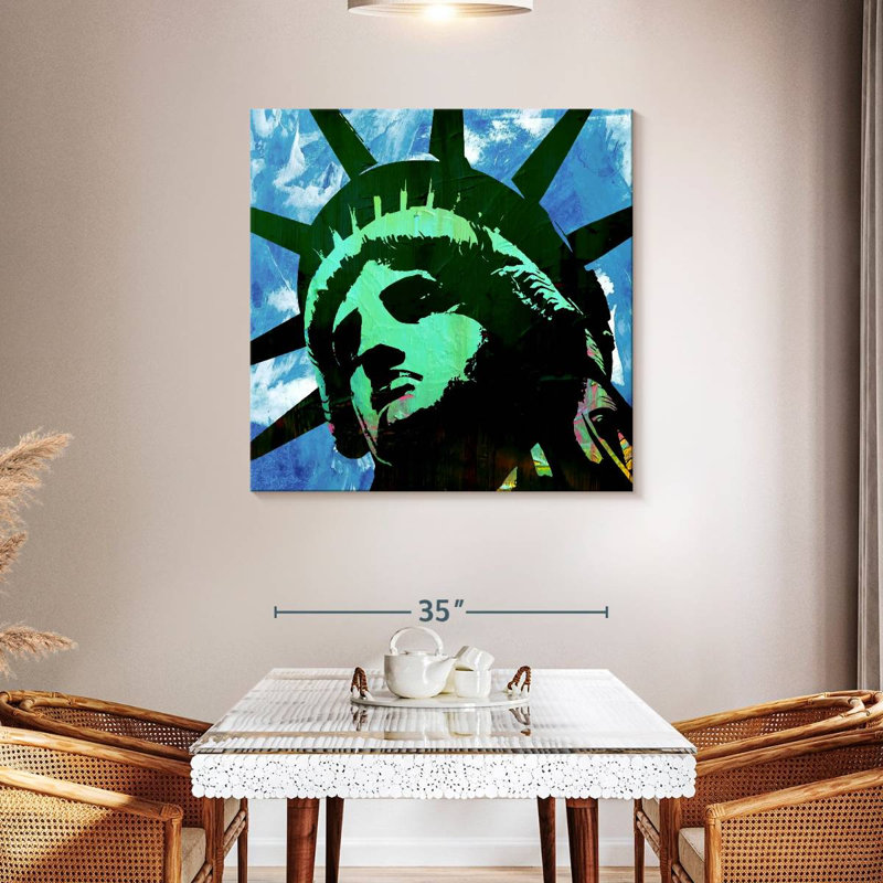 Nicci Lady Liberty I, 39" H x 39" W