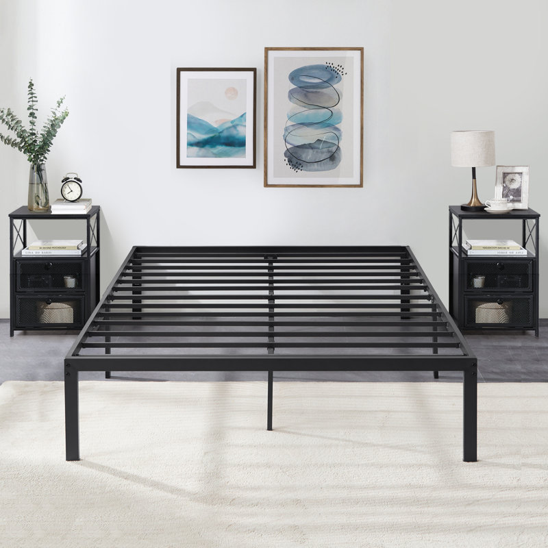 Ensemble de chambre avec lit plateforme et table de chevet en métal 3 pièces Blinni, Noir, Grand