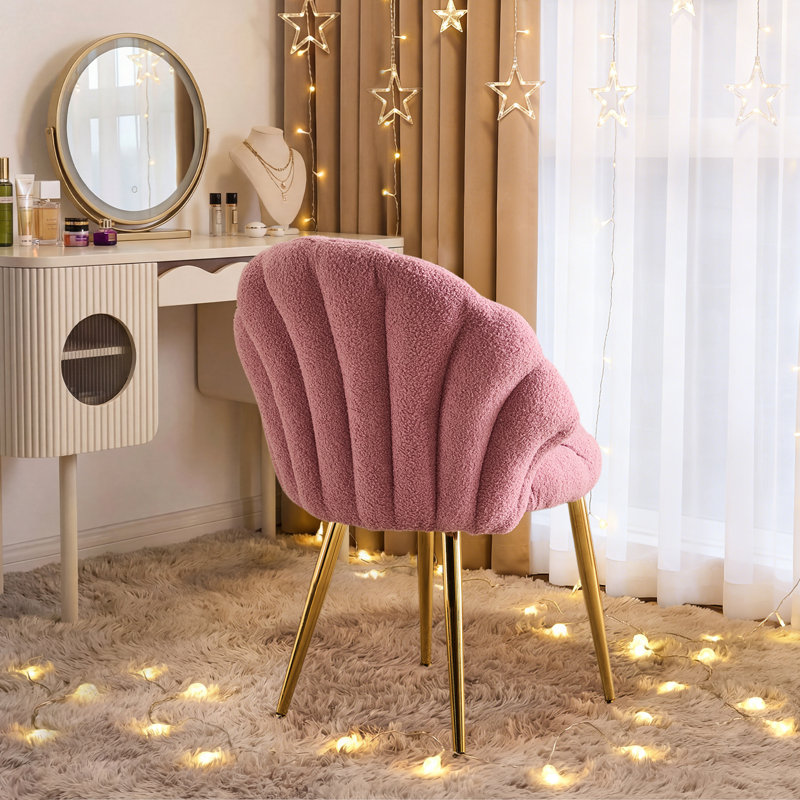 Fauteuil de coiffeuse en forme de coquillage, Mauve