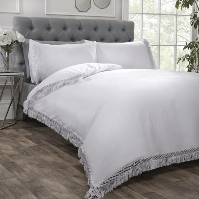Huerta Solid Colour Duvet Cover Set with Pillowcases Included