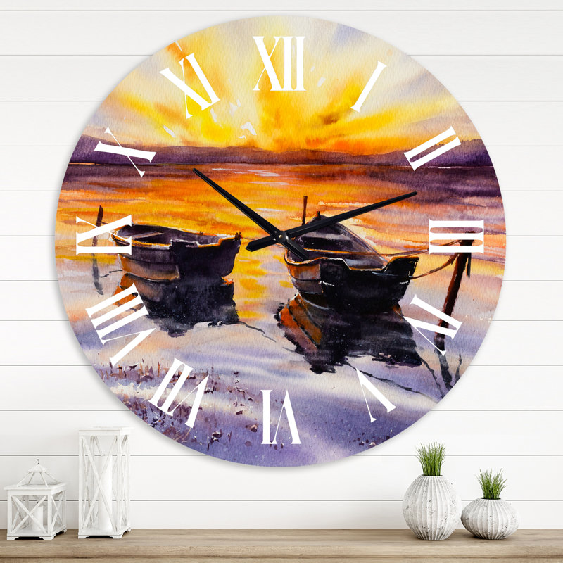 Coucher de soleil et deux petits bateaux stationnant sur le rivage - horloge murale Lake House, Grand