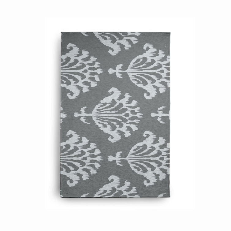 Andrii Chenille Floral Indoor Rug
